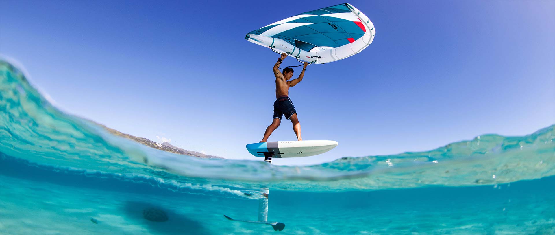 Pourquoi apprendre le wingfoil en 2026 - Guide complet GlissEvolution
