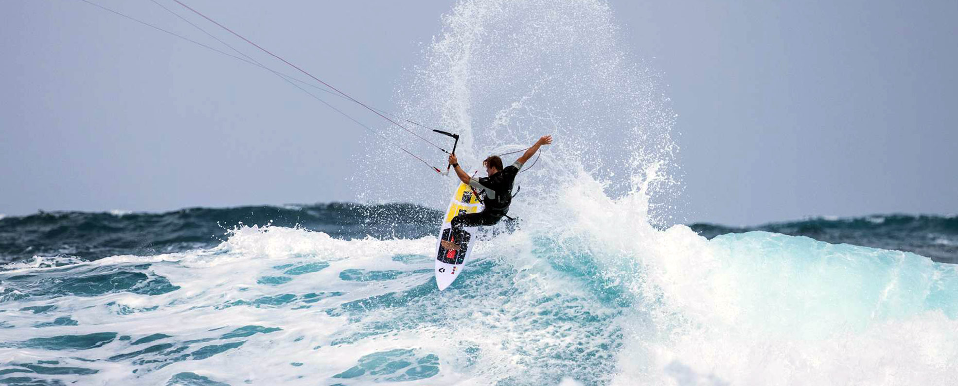 wam_neo-surskite-d-lab-wam-fish-whip-dlab-2022-Duotone-Kiteboarding