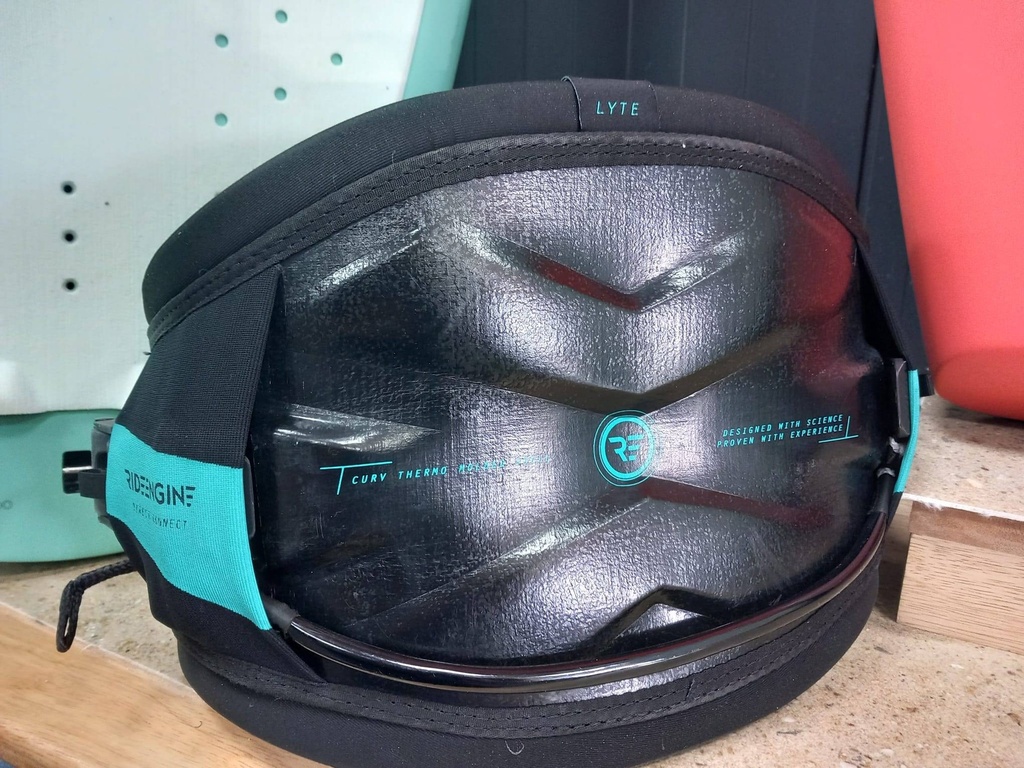 [ZG-PGL-6573] RIDE ENGINE LYTE 2025