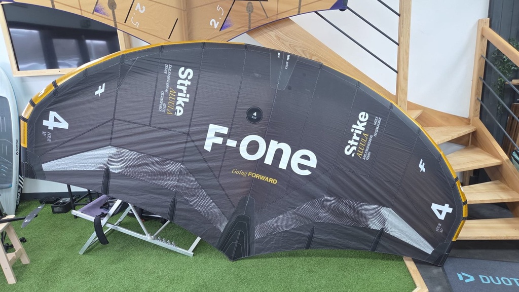 OCCASION F-ONE STRIKE V5 ALUULA 4m² 2025